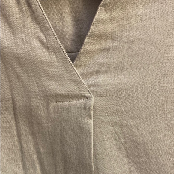 Old Navy Beige Split Neck Tunic - Picture 6 of 6